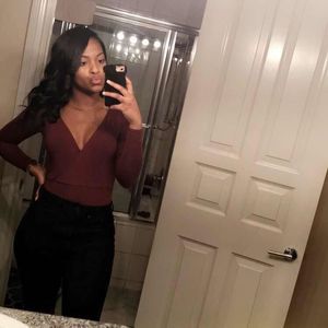 Meet your Posher, Rayonna